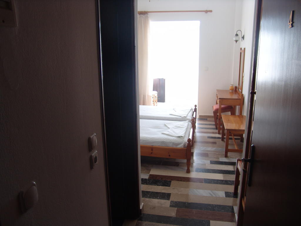 Notis Hotel 사모스 객실 사진